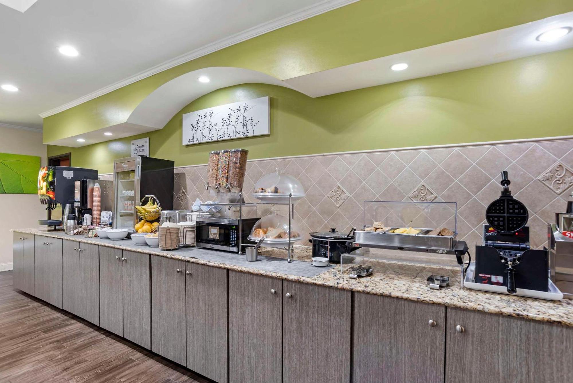 Sleep Inn & Suites Montgomery East I-85 Dış mekan fotoğraf